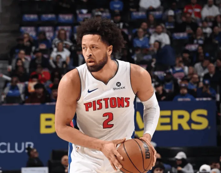 完美世界竞技平台-坎宁安复出出战25分钟，投篮11中6得到13分5篮板10助攻